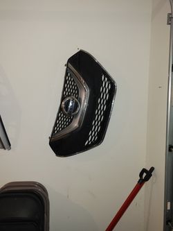 Nissan Rogue Front Grill