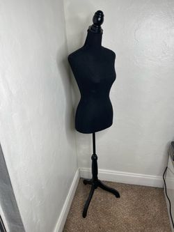 Mannequin dress form