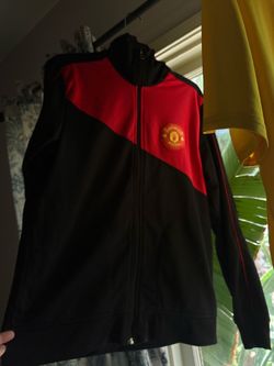 Manchester United zip up