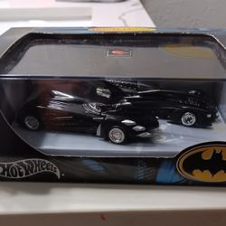 Hot Wheels 100% Limited Edition DC Batman Forever Batman & Robin Batmobile

