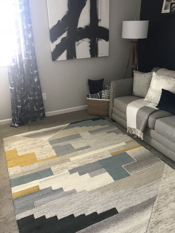 Abstract Tufted Area Rug Project 62 Household In Bakersfield Ca Abstract Tufted Area Rug Project 62 Household In Bakersfield Ca Offerup