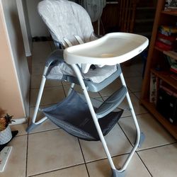 Good Condition Baby Highchair High Chair