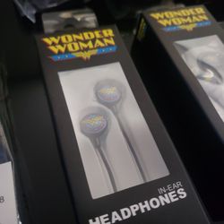 Headphones Wonder Women NEW