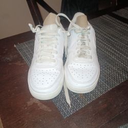 Women's Size 8.5 White Nike Air Forces