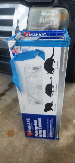 Live animal cage in box