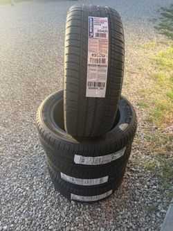 235/50zr18 MICHELIN PILOT SPORT 4S  Max Performance Tires 