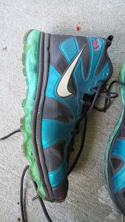Like New Men's Sneakers