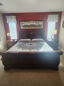 King sized cherry bedroom set