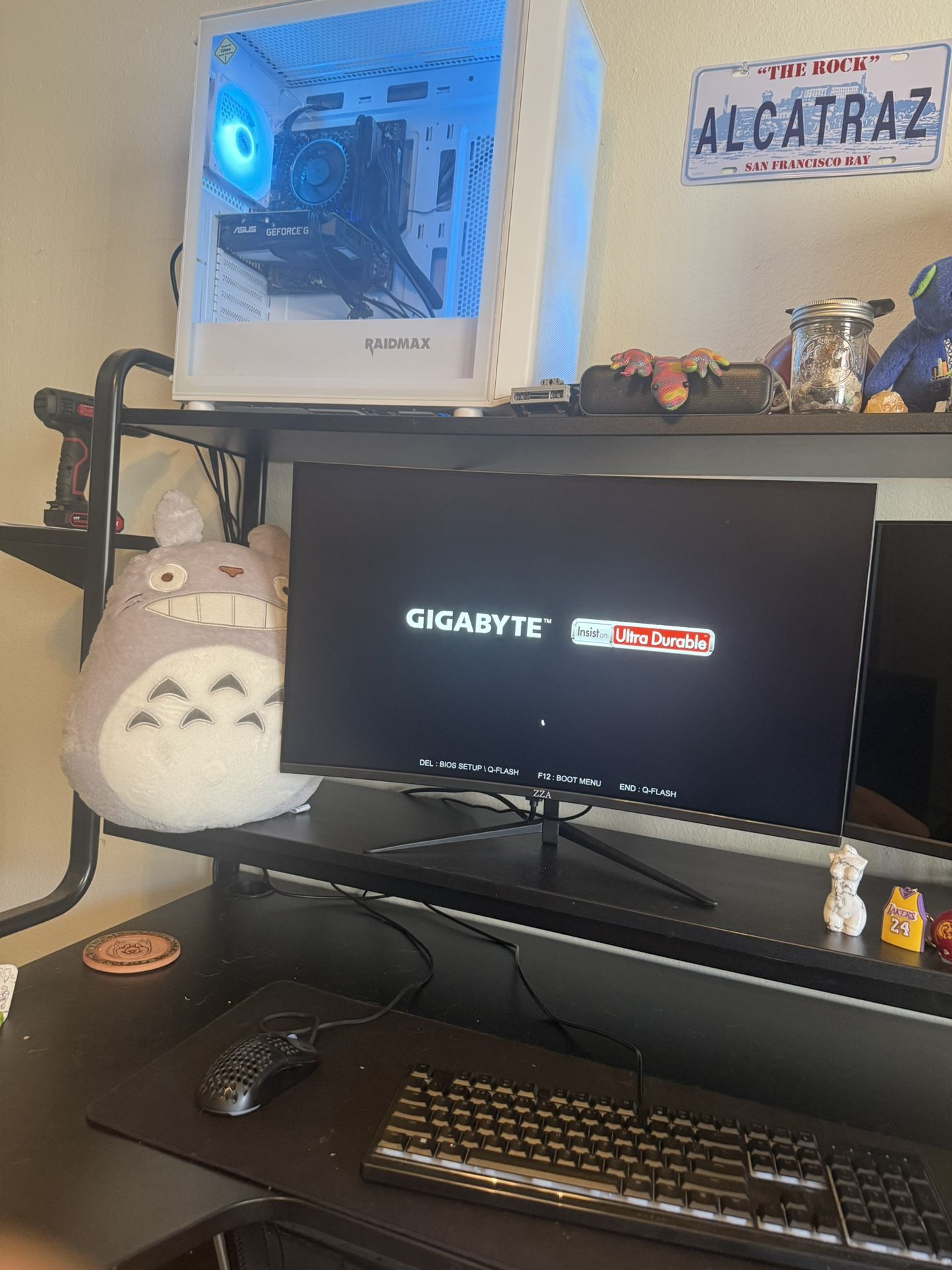 Gaming Set Up Desktop Monitor Keyboard
