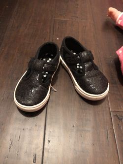 Little girls shoes size 7