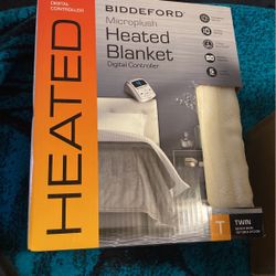 Heated Blanket With Digital Controller *NEW