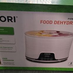 Cosori 5-Tray Food Dehydrator