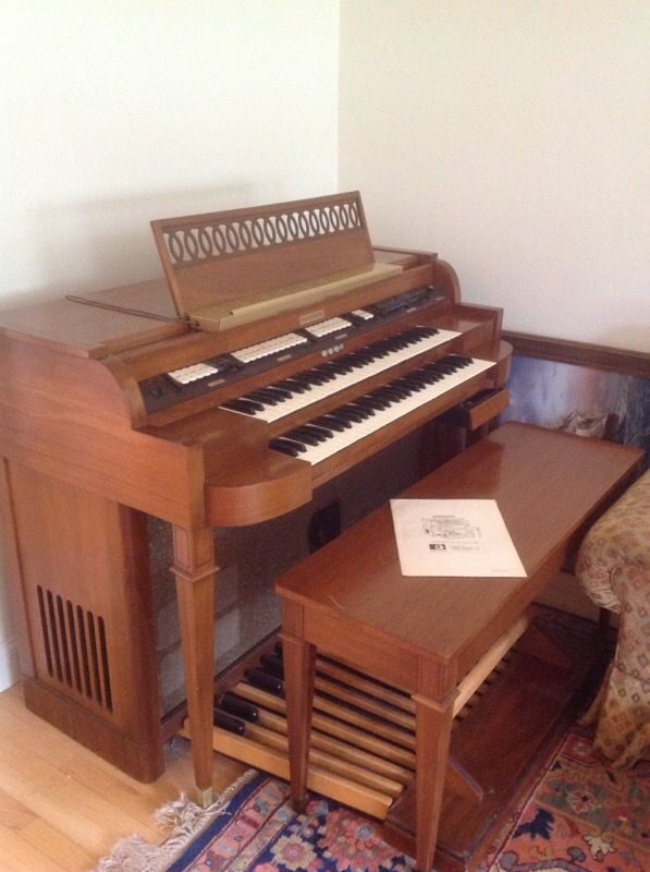 Free Baldwin Organ model 48HR (1968)
