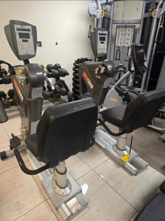 Scifit Physical Therapy Pro 2 Total Body Exercise Bike Gym Equipment