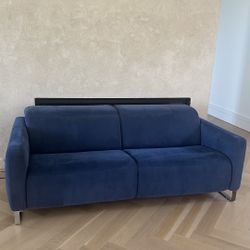 Reclining Natuzzi couch - Perfect Condition 