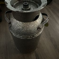Lighted Milk Jug Fountain 