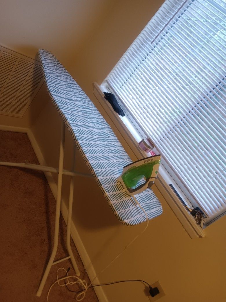 Black & Decker Iron And Ironing Board Pretty Much New