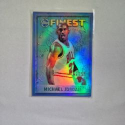 Michael Jordan Refractor Topps Finest