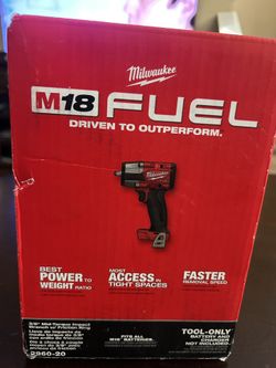 Milwaukee M18 Fuel 3/8” Mid Torque Impact Wrench 