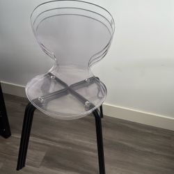 Lucite Contemporary Chairs X4