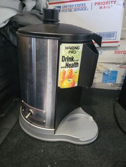 Waring Pro Juice Extractor – Stainless Steel Juicer