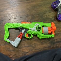 Nerf Gun Zombie Strike