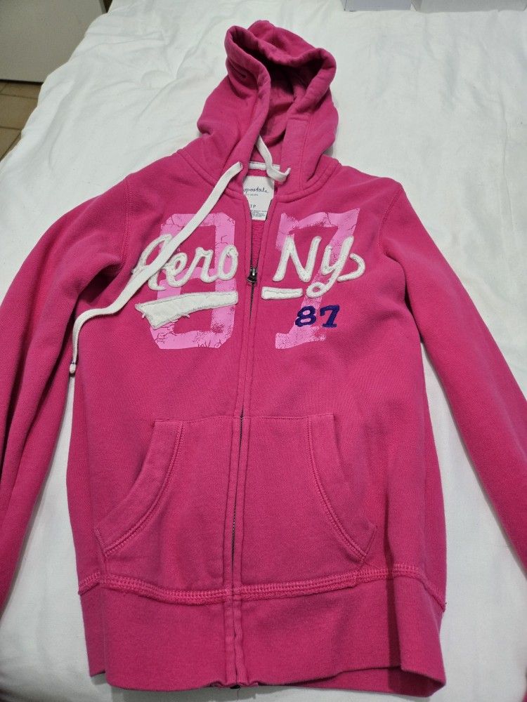 Hoodies / Sweeters