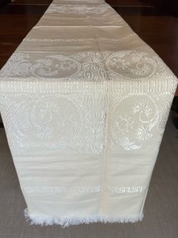 Handmade Greek Ivory Damask Embroidered Tablecloth/Bed Runner
