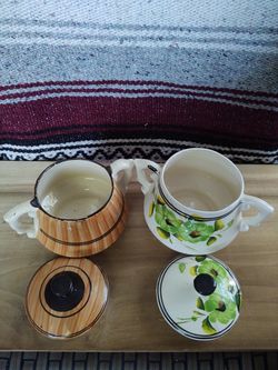 2 Small Vintage Pots w/ Lids