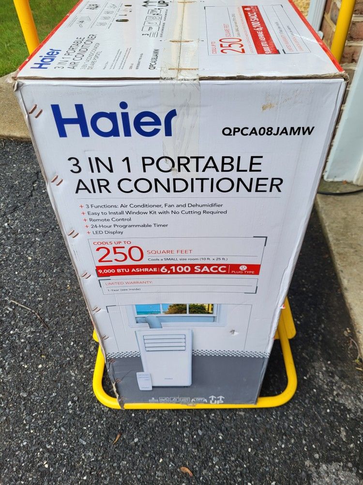 HAIER 9,000 BTU Portable Air Conditioner