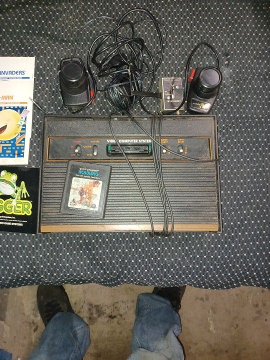 Atari Game Console