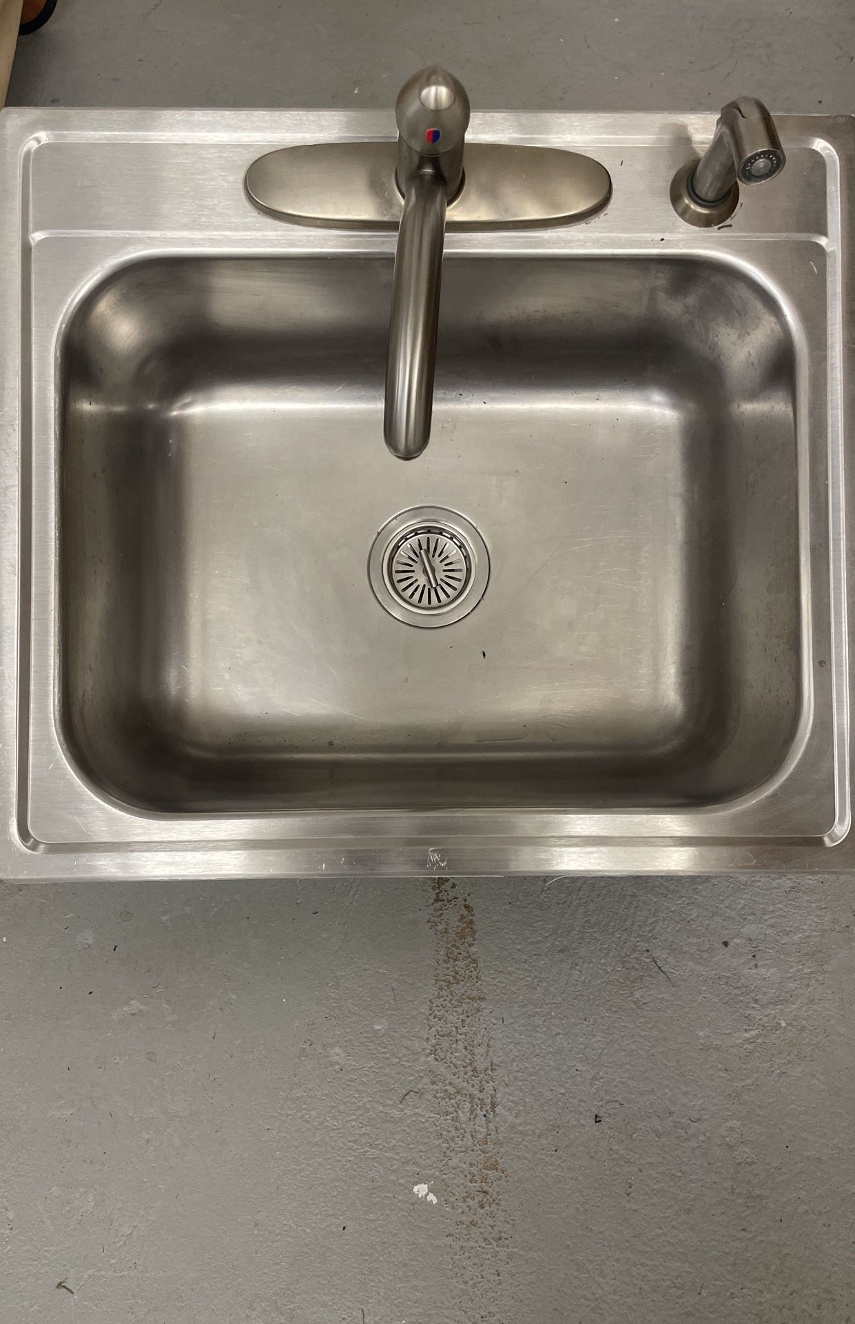 Elkay Stainless Steel Sink With Delta Faucet