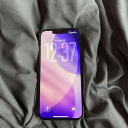 iPhone 13 128gb UNLOCKED