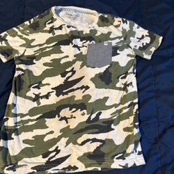 Sovereign Code Boys Camo T-shirt M (10-12)