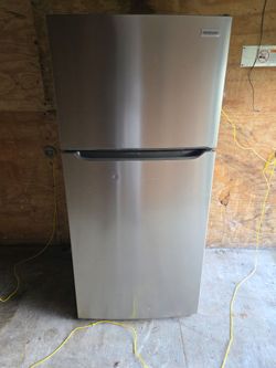Frigidaire Refrigerator
