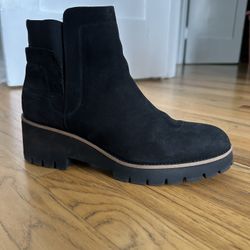 Blondo Women's Danika Waterproof Boot Ankle Chelsea Black Nubuck