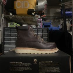 Irish Setter Red Wings 
