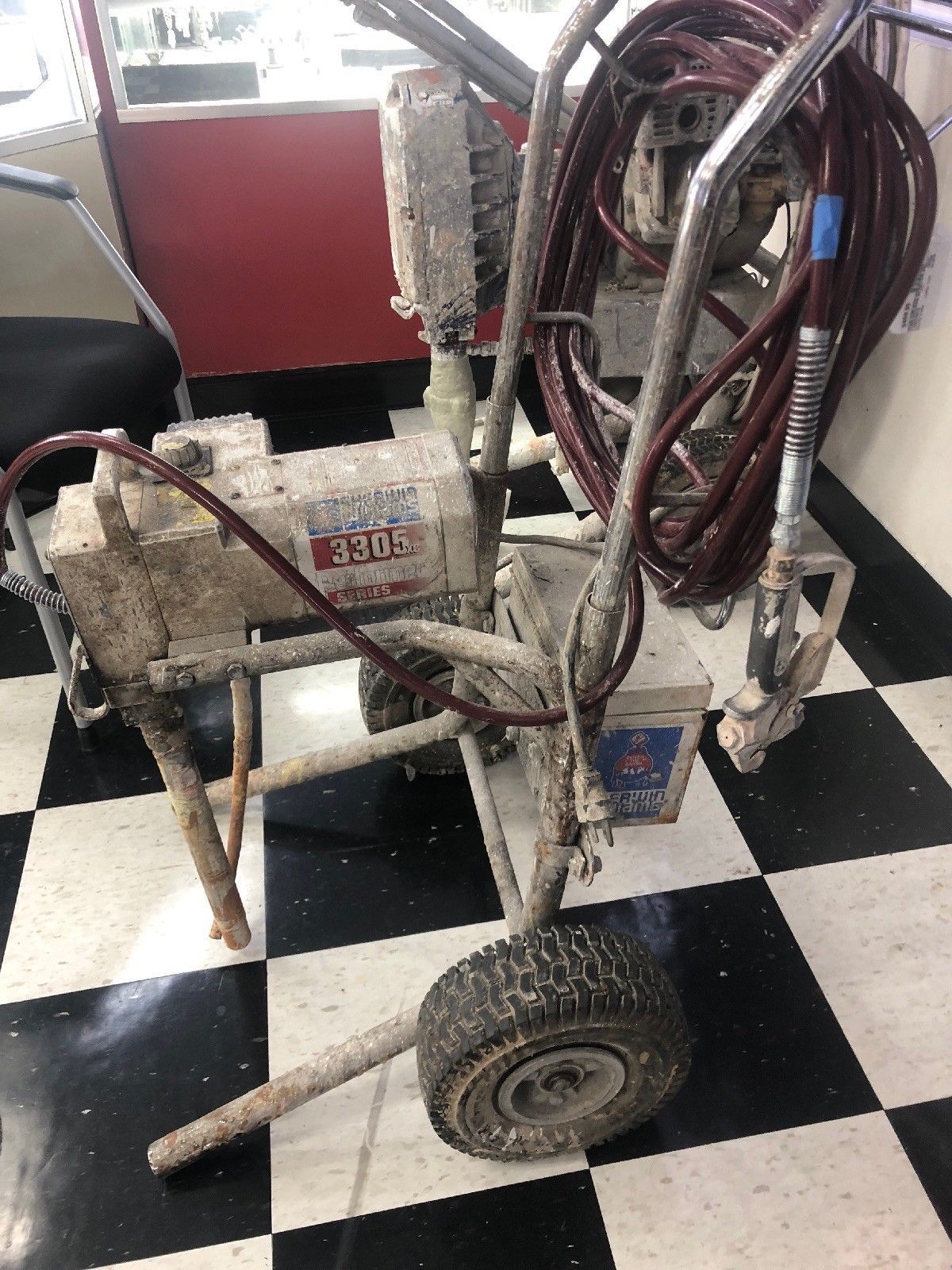 Sherwin Williams Airless Paint Sprayer 3305*ASIS* for Sale in Margate