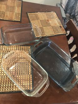 Glass casserole dishes