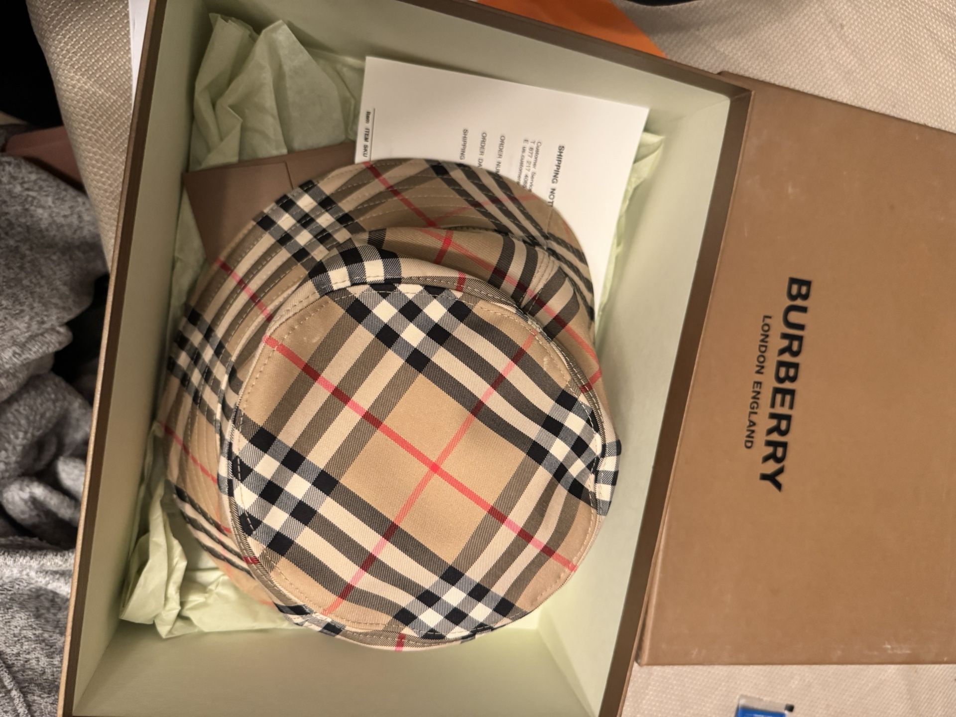 Burberry Hat Size Medium