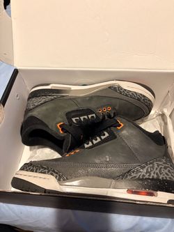 Air Jordan 3 Retro Sneakers