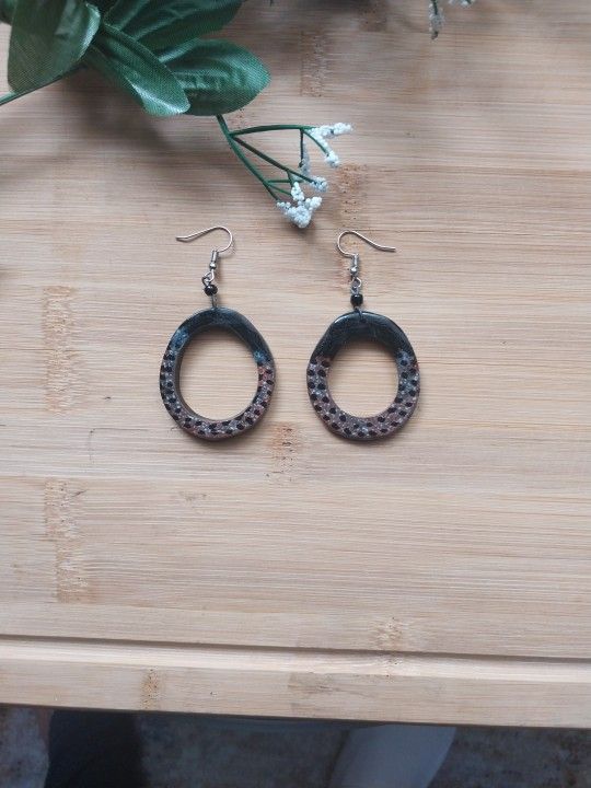 1PR Beautiful African Hand Painted Hoop Earrings