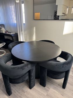 Dinning Table