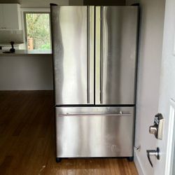 Counter Depth SS Fridge 20cf