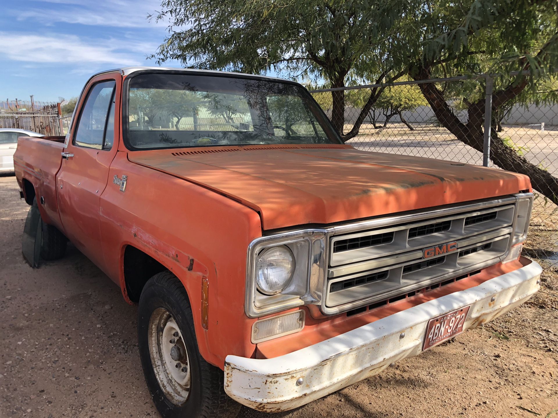 1976 GMC for parts only..