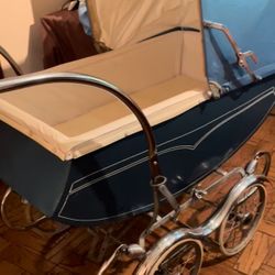 Rare Vintage Stroller / Carriage 