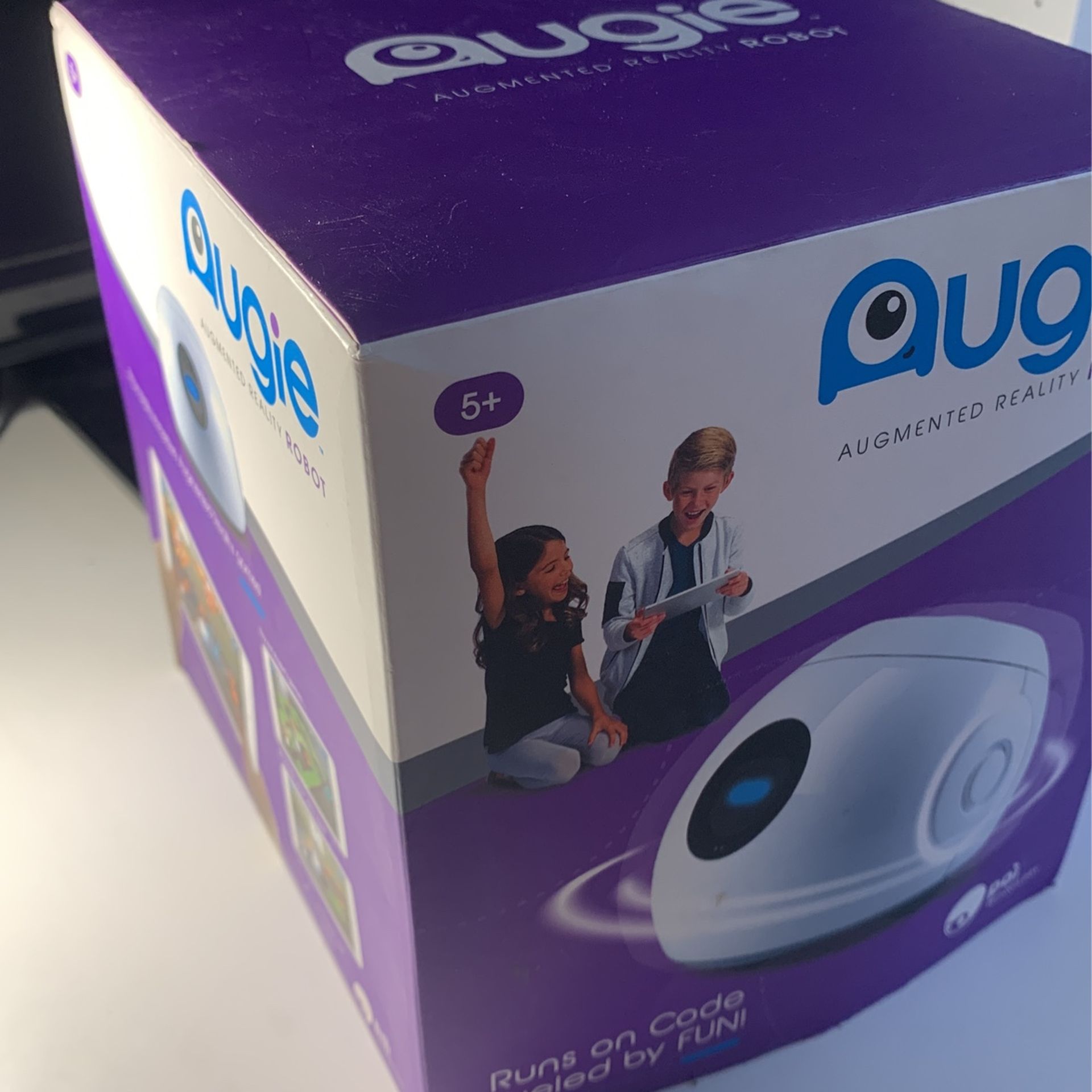 Augie Robot