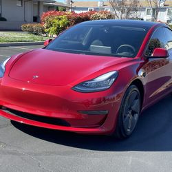 2021 Tesla Model 3. 