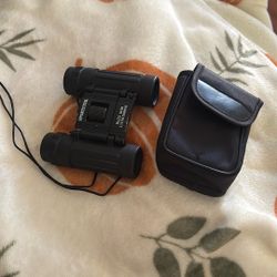 Binoculars 