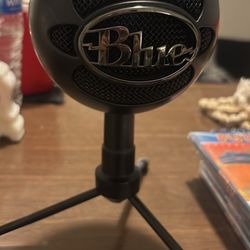 Blue snowball